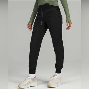 Lululemon Dance Studio Mid-Rise Jogger *Full Length in Black